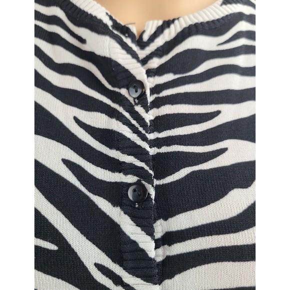 HBA Women's (M) Black & White Zebra 3/4 Sleeve Lightweight Cardigan Sweater - Picture 3 of 11